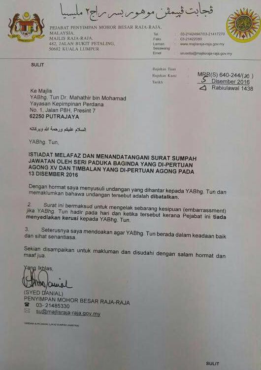 Dr M Mocks Withdrawal Of Invite To Agongs Installation