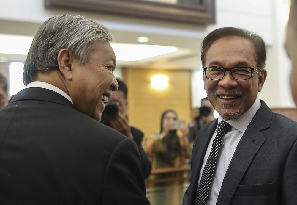 The Zahid-Anwar phone controversy: Betrayal of the highest ...
