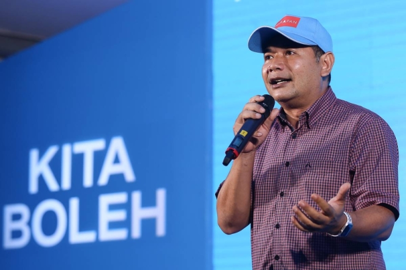 Rafizi slammed for saying PM best person to be finance minister - Vimarsana News