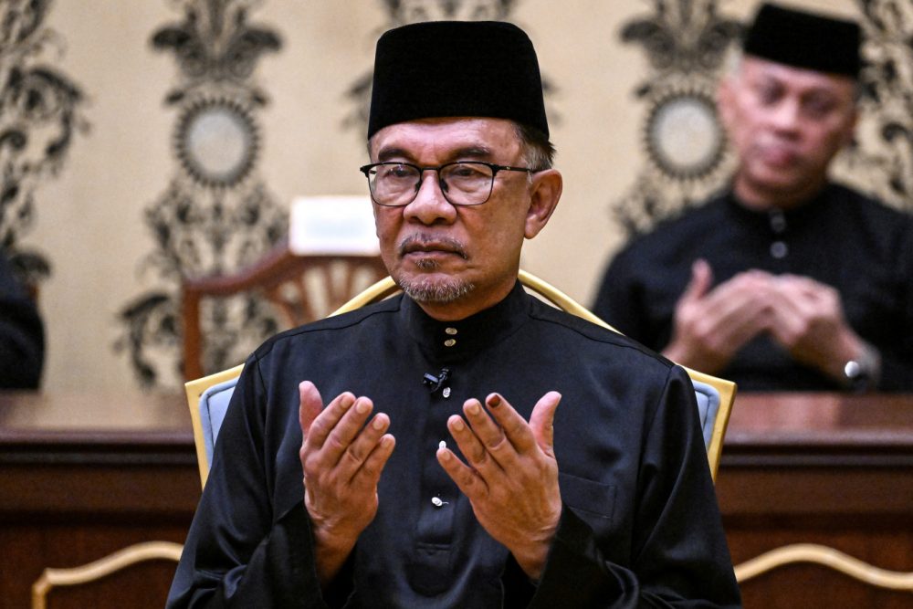 Anwar Ibrahim: Strengths, weaknesses, and style - Vimarsana News