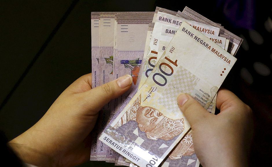Why is the Ringgit falling? - Vimarsana News