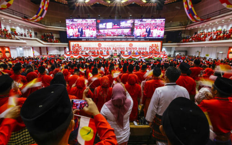 Let Umno do what it can to win over Malays, analyst tells DAP - Vimarsana News